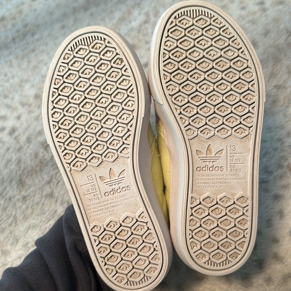 Adidas slip ons princess shoes - Picture 3 of 8